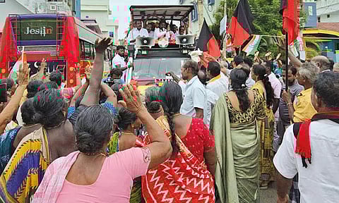 பிரதமர் மோடி-அமித்ஷா வாகன பேரணி நடத்தியதால் குமரி மக்கள் ஏமாற மாட்டார்கள்- விஜய் வசந்த்
