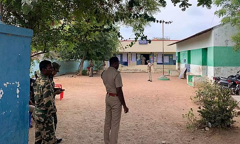 வேங்கைவயலில் தேர்தல் புறக்கணிப்பு