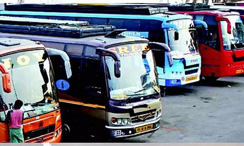 சேலம் மாவட்டத்தில் விதிகளை மீறிய 40 ஆம்னி பஸ்களுக்கு ரூ.85 ஆயிரம் அபராதம்