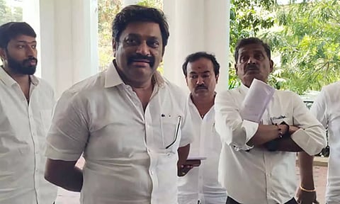 கோவை தொகுதியில் வாக்காளர்கள் நீக்கம் தி.மு.க.வின் விஞ்ஞான முறைகேடு என பா.ஜ.க. குற்றச்சாட்டு