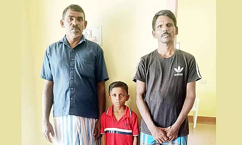 படகு மூலம் அகதிகள் 3 பேர் தனுஷ்கோடிக்கு இன்று வருகை