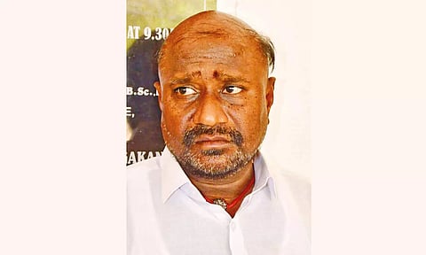 6 மாணவிகளுக்கு பாலியல் தொல்லை: தலைமை ஆசிரியருக்கு இரட்டை ஆயுள் தண்டனை