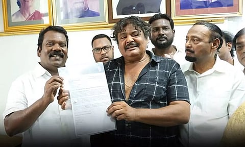 காங்கிரஸில் இணையும் நடிகர் மன்சூர் அலிகான்