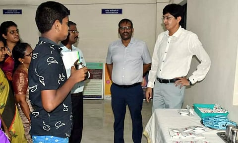 சென்னையில் 75 இடங்களில் ஓ.ஆர்.எஸ். கரைசல் வினியோகம்- மாநகராட்சி சார்பில் வழங்கப்பட்டது