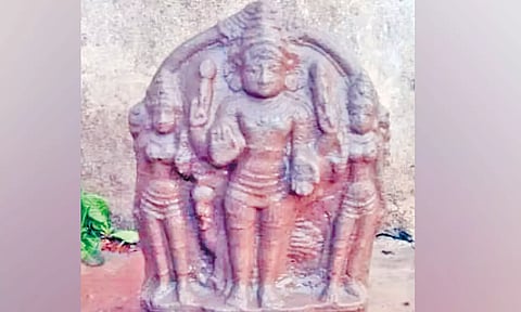 ஜெயங்கொண்டம் அருகே சிவன் கோவில் திருப்பணியில் முருகன் சிலை கண்டெடுப்பு