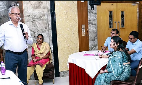 தமிழக பள்ளிக் கல்வித்துறையின் செயல்பாடுகள் குறித்து ஆய்வு செய்யும் பீகார் கல்விக்குழு