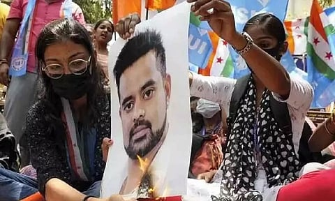 பிரஜ்வல் ரேவண்ணாவுக்கு எதிராக ப்ளூ கார்னர் நோட்டீஸ்: சிபிஐ தகவல்