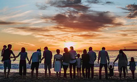 விடுமுறையில் உறவுகளை தேடலாமே..!