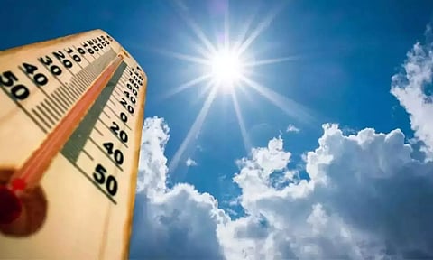 10 இடங்களில் சதமடித்த வெயில்: அதிகபட்சமாக கரூர் பரமத்தியில் 106.7 டிகிரி வெயில் கொளுத்தியது