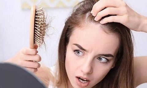 அய்யய்யோ... முடிகொட்டுதேனு கவலையா....? இதை டிரை பண்ணுங்க!