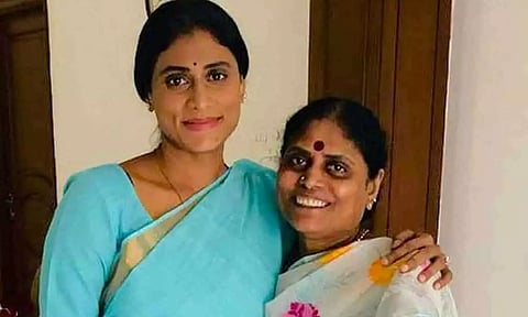 மகள் ஷர்மிளாவுக்கு வாக்களியுங்கள் - தாய் விஜயம்மாவின் வீடியோ வைரல்