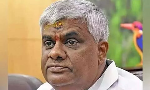 பெண்ணை கடத்திய வழக்கு- ரேவண்ணாவுக்கு ஜாமின் வழங்கி நீதிமன்றம் உத்தரவு