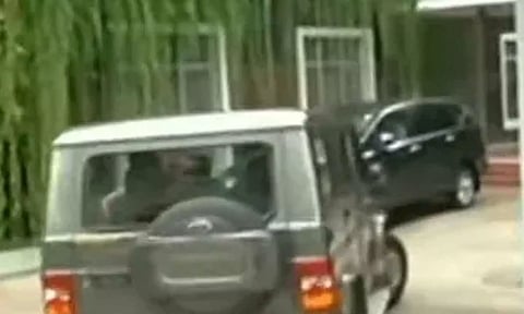 சுகாதாரத் துறை அதிகாரி வீட்டில் லஞ்ச ஒழிப்பு போலீஸ் சோதனை- ரூ.1.79 கோடி சொத்து சேர்த்ததாக குற்றச்சாட்டு