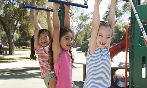 கோடை வெப்பத்தில் இருந்து குழந்தைகளை காப்பது எப்படி?