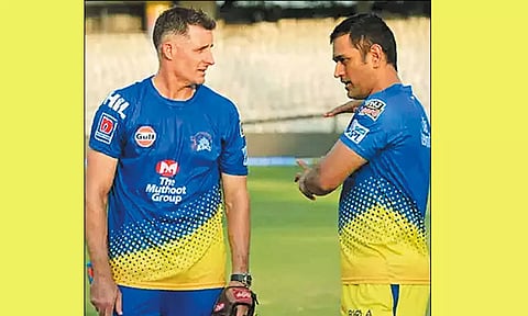 டோனி மேலும் 2 ஆண்டு விளையாடுவார்- ஹஸ்சி நம்பிக்கை