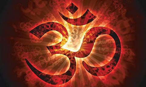 நுரையீரல் மற்றும் மூளையை சுறுசுறுப்பாக்கும் "ஓம்" மந்திரம்