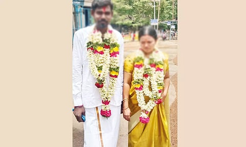 மணக்கோலத்தில் ராதாகிருஷ்ணனுடன் கேரள பெண்.