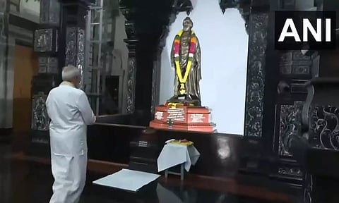 விவேகானந்தர் மண்டபத்தில் தியானத்தை தொடங்கினார் பிரதமர் மோடி