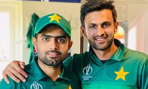 பாபர் அசாம் தொடக்க வீரராக விளையாட வேண்டாம் - சோயப் மாலிக்