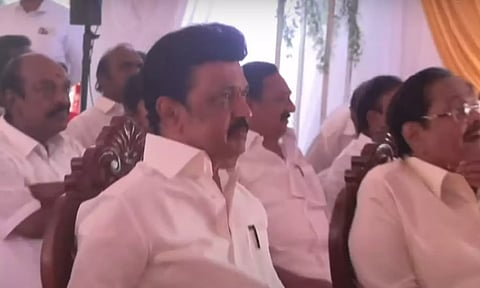 கலைஞர் நூற்றாண்டு விழா சிறப்பு மலரை வெளியிட்டார் முதலமைச்சர் மு.க.ஸ்டாலின்