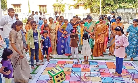 பட்டுக்கோட்டையில், சிறுவர்களுக்கு பாரம்பரிய விளையாட்டுத்திருவிழா