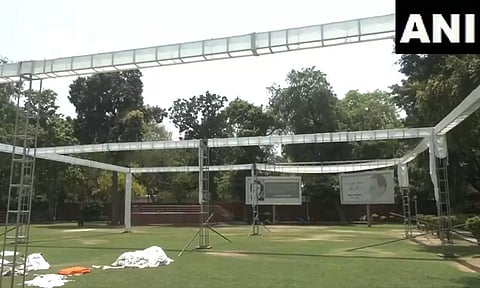 நாளை வாக்கு எண்ணிக்கை: டெல்லி காங்கிரஸ் தலைமை அலுவலகத்தில் பந்தல் அமைக்கும் பணி