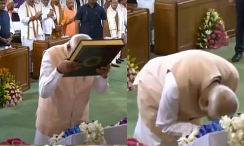 இந்திய அரசியல் அமைப்பு புத்தகத்தை சாஷ்டாங்கமாக வணங்கிய மோடி - வீடியோ