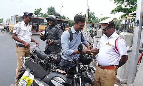 இனி மருத்துவ சான்றிதழ் கட்டாயம்... போக்குவரத்து துறை போட்ட அதிரடி உத்தரவு