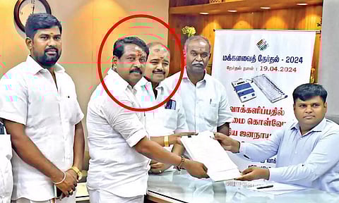கலவரம் பண்ணாதான் தமிழ்நாட்டில் பாஜக காலூன்ற முடியும்- பாஜக நிர்வாகியின் பரபரப்பு ஆடியோ