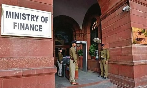 தமிழகத்துக்கு ரூ.5,700 கோடி வரி பகிர்வு ஒதுக்கீடு- மத்திய அரசு உத்தரவு