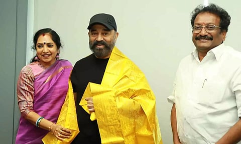 கமல்ஹாசனிடம் வாழ்த்து பெற்ற இந்தியா கூட்டணி எம்பிக்கள்