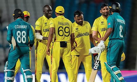 டி20 உலகக்கோப்பை: 5.1 ஓவர்களில் இலக்கை எட்டி நியூசிலாந்து அபார வெற்றி