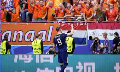 ஐரோப்பிய கோப்பை கால்பந்து: நெதர்லாந்து வெற்றி