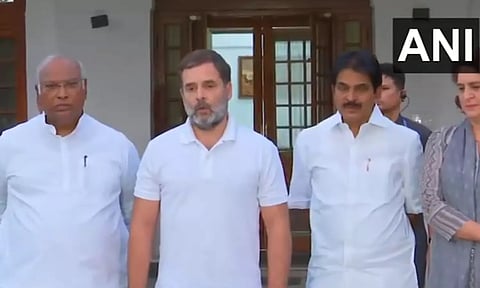 வயநாடு தொகுதியில் பிரியங்கா காந்தி போட்டி- கார்கே அறிவிப்பு