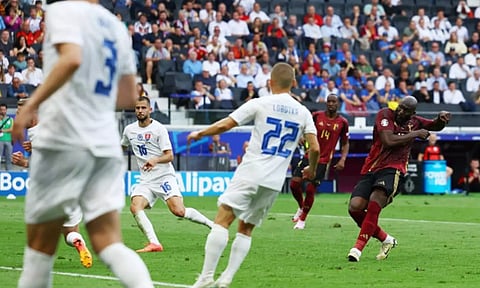 யூரோ கோப்பை கால்பந்து - குரூப்-இ பிரிவில் முதலிடம் பிடித்து அசத்திய ஸ்லோவேகியா