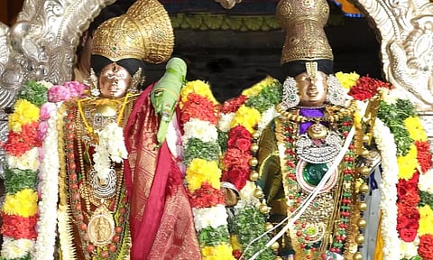 ராஜகோலத்தில் ரெங்கமன்னார்!
