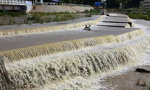 மேற்கு தொடர்ச்சி மலையில் தொடர் கனமழை: நொய்யல் ஆற்றில் வெள்ளப்பெருக்கு