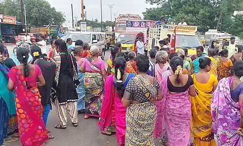 திருவள்ளூரில் மறியலில் ஈடுபட்ட 131 பேர் மீது வழக்குப்பதிவு