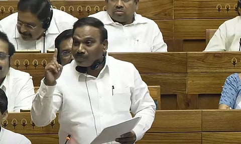 முகலாயர்கள் அந்நியர்கள் என்றால், ஆரியர்களும் அந்நியர்கள்தான்- மக்களவையில் ஆ.ராசா பேச்சு