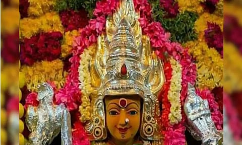 ஆடி மாதத்திற்கு மட்டும் ஏன் இவ்வளவு சிறப்பு? - வெற்றிலை பிரசன்ன ஜோதிடர் முத்துக்குமார் சொல்வது என்ன?