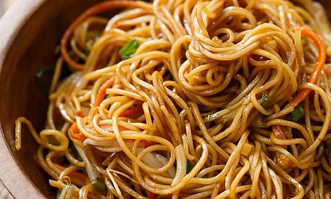 தொண்டையில் "நூடுல்ஸ்" சிக்கி சிறுமி உயிரிழப்பு