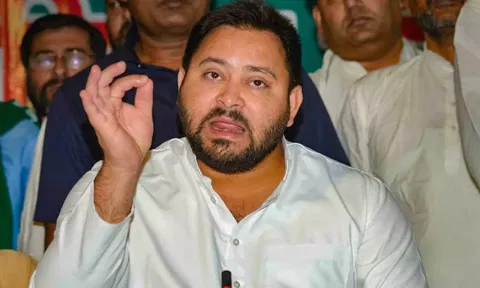 பீகாரில் பாஜக கூட்டணியின் ஊழல் ஆட்சியால்தான் பாலங்கள் இடிந்து விழுகிறது - தேஜஸ்வி யாதவ்