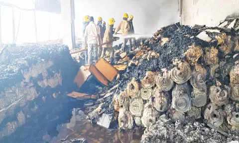 திருப்பூர் பின்னலாடை நிறுவனத்தில் தீ விபத்து