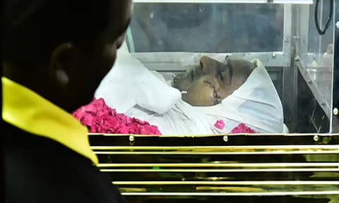 ஆம்ஸ்ட்ராங் உடலுக்கு பெளத்த முறைப்படி இறுதிச் சடங்கு- பலத்த போலீஸ் பாதுகாப்புடன் ஊர்வலம்