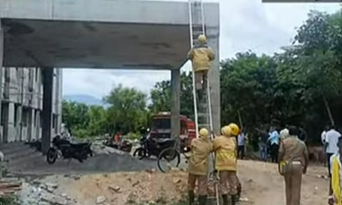 அரசு மருத்துவமனையில் கட்டடம் இடிந்து விபத்து- ஒருவர் உயிரிழப்பு