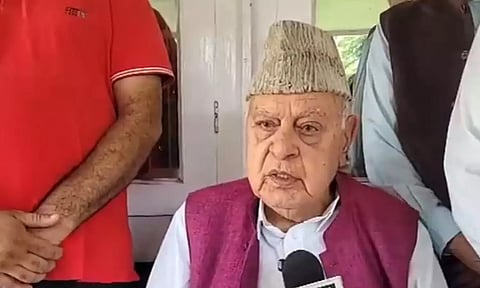 காஷ்மீர் தாக்குதல்: பயங்கரவாதத்தை நிறுத்த பாகிஸ்தானுக்கு ஃபரூக் அப்துல்லா எச்சரிக்கை