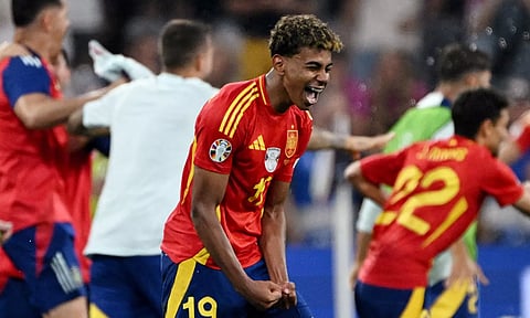 பீலே சாதனை முறியடிப்பு.. இளம் வயதில் கோல் அடித்த வீரர் ஆனார் லாமின் யமால்