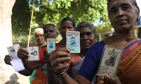 விக்கிரவாண்டி இடைத்தேர்தல்- மொத்தம் 82.48 சதவீத வாக்குப்பதிவு