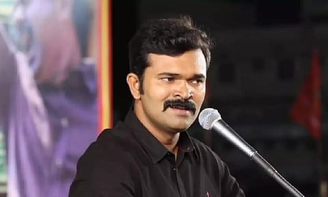 கைது செய்யப்பட்ட சாட்டை துரைமுருகன் விடுவிப்பு