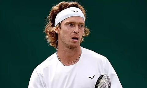 ஸ்வீடிஷ் ஓபன் டென்னிஸ்: 2வது சுற்றில் ரஷிய வீரர் அதிர்ச்சி தோல்வி